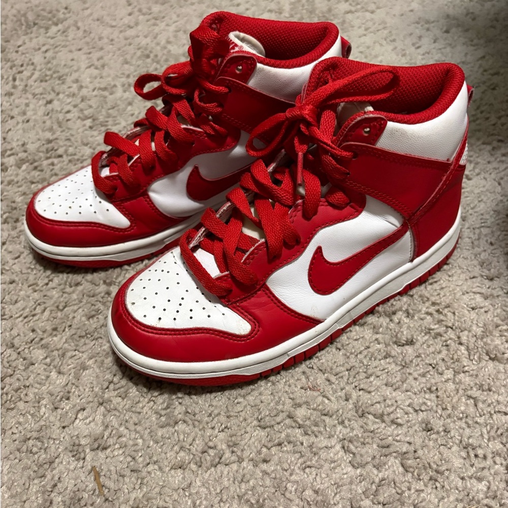 Nike Dunk High - Championship Red
